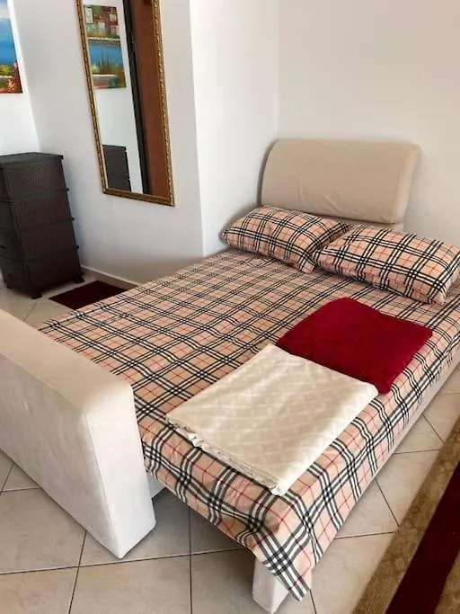 Oliva Apartment Sarande