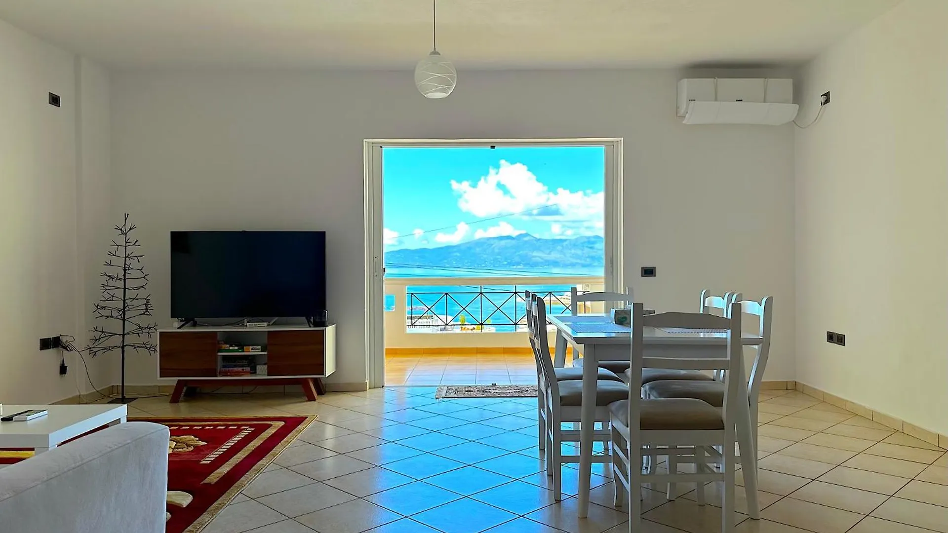 Oliva Apartment Sarande