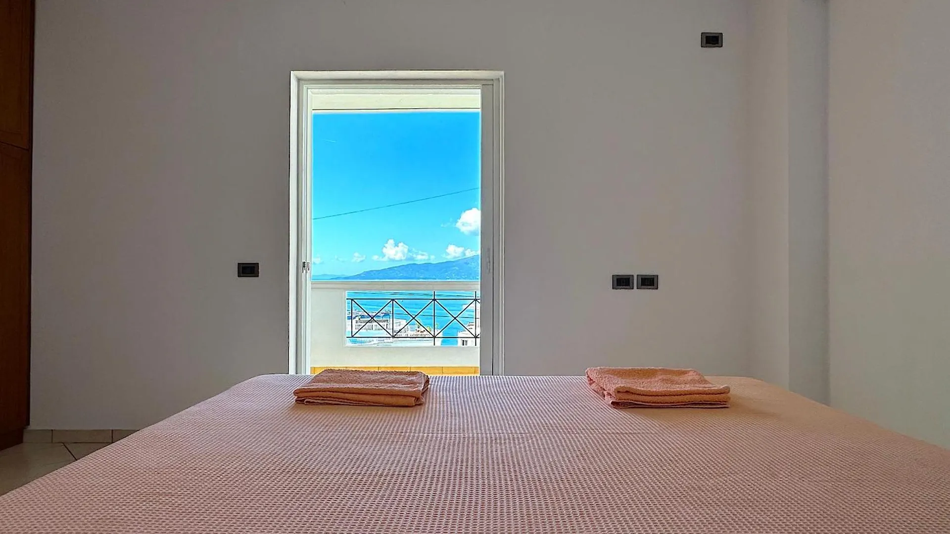 Oliva Apartment Sarande